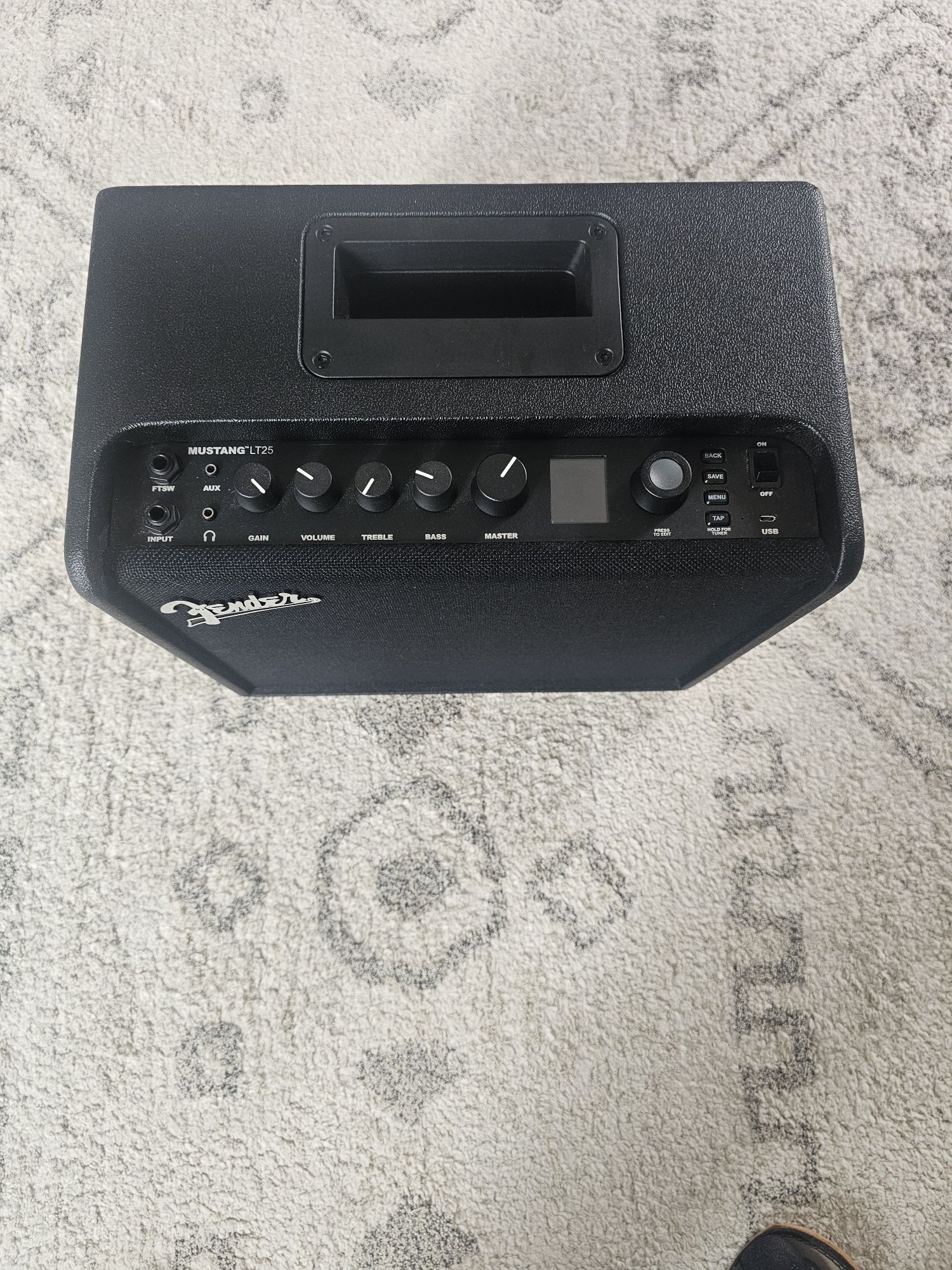 Wzmacniacz gitarowy Mustang LT25 - kabel gratis