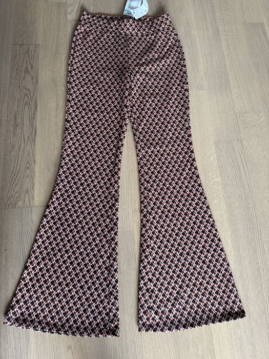 Розкльошені штани