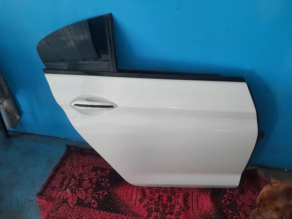 Bmw 6 F06 Gran Coupe drzwi lewy prawy tył