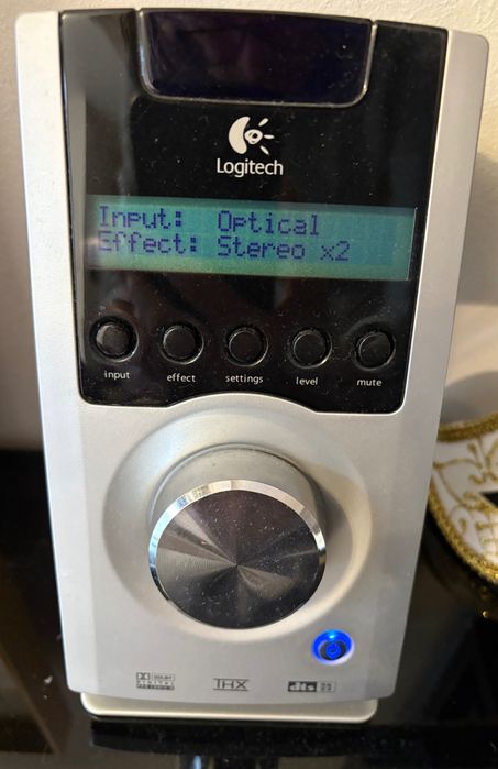 Logitech z-5500 5.1 THX