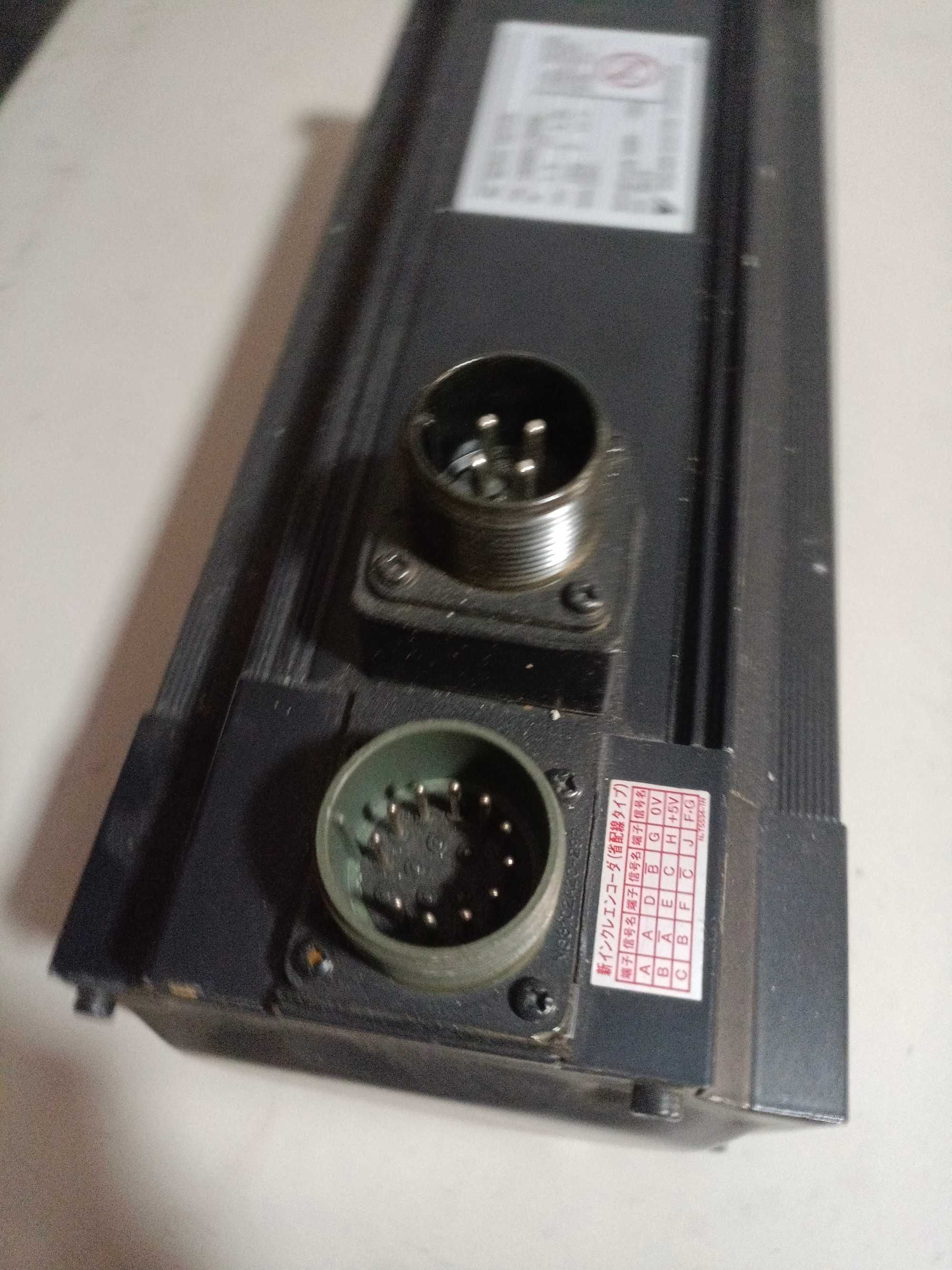 Servo MOTOR YASKAWA encoder