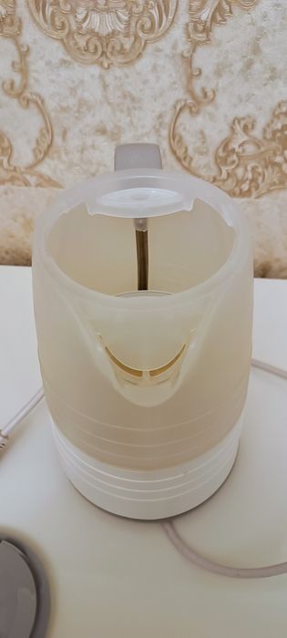 Чайник электрический philips