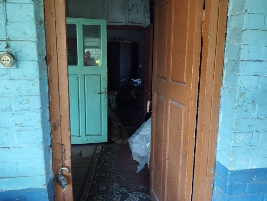 Продається будинок в селі Великі Гадомці. Всі подробиці за телефоном