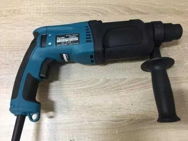 Потужний професійний надійний будівельний перфоратор Makita HR 2470