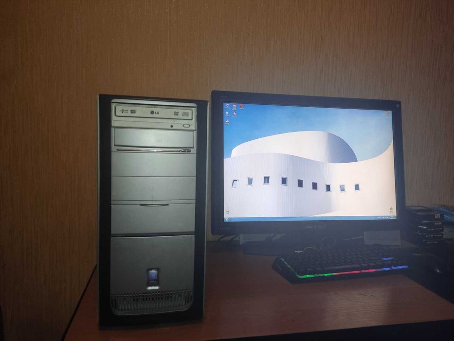 Компьютер Intel Pentium E 5700 (2x3.0),NVIDIA GT 210,DDR3 8 Gb,HDD 320