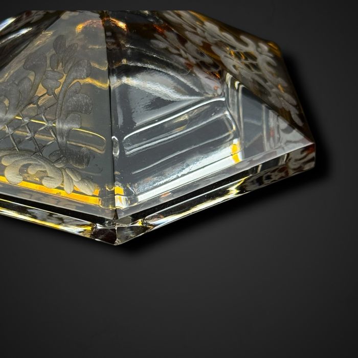 Kryształowa bomboniera puzderko bursztynowa b5/10283