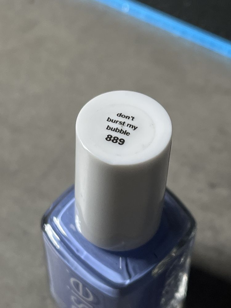 Essie lakier do paznokci 889 dont burst my bubble