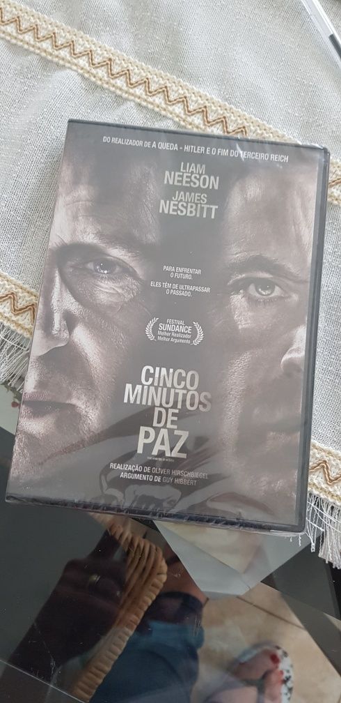 Vendo filmes DVD, um ainda está fechado, cada filme 2 euros