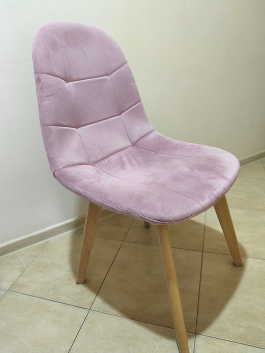Krzesło welurowe