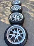 Koła lato 16" 4x108 9J et15 Keskin KT3 Ford Peugeot Minerva 215 40 R16