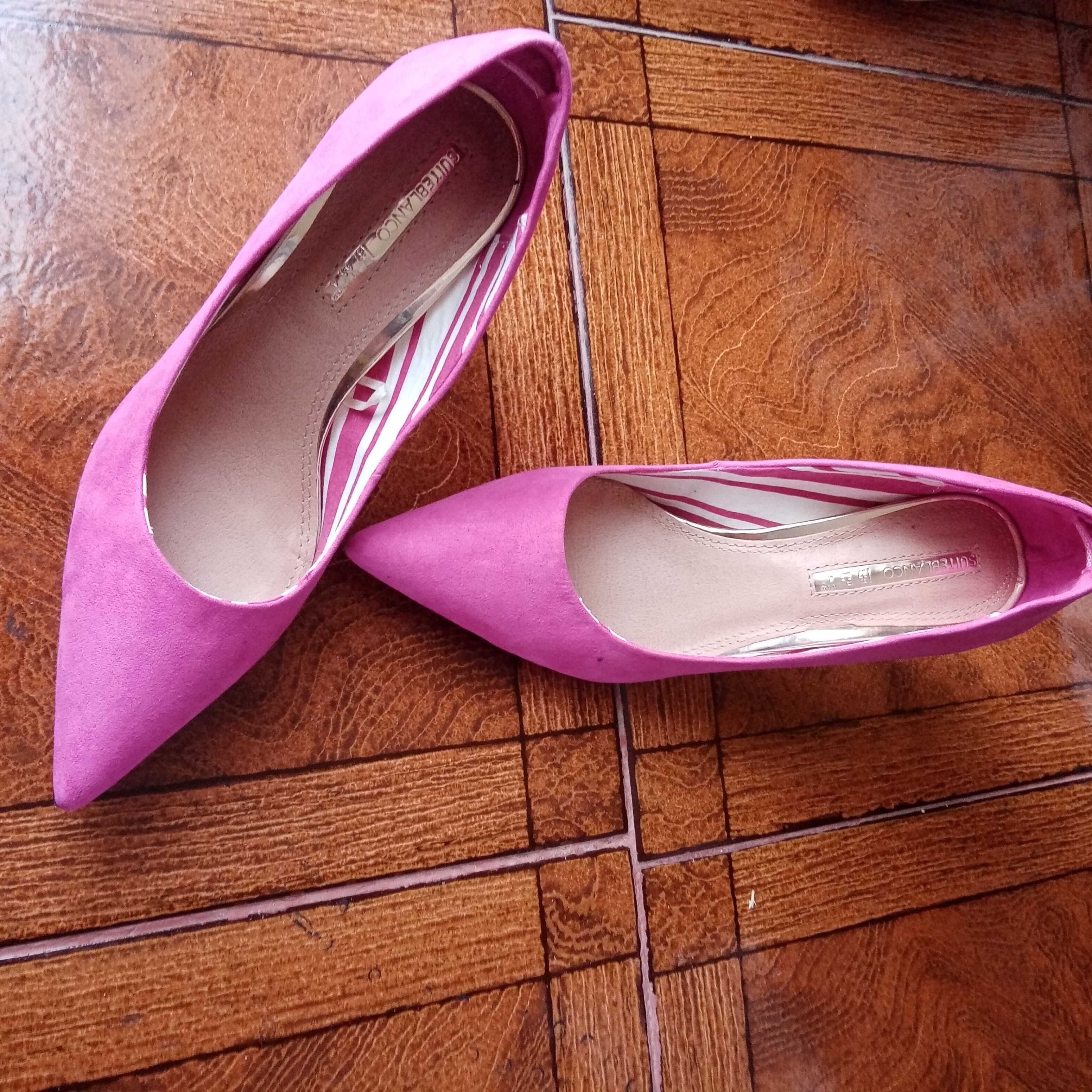 Sapato rosa da Suiteblanco 37