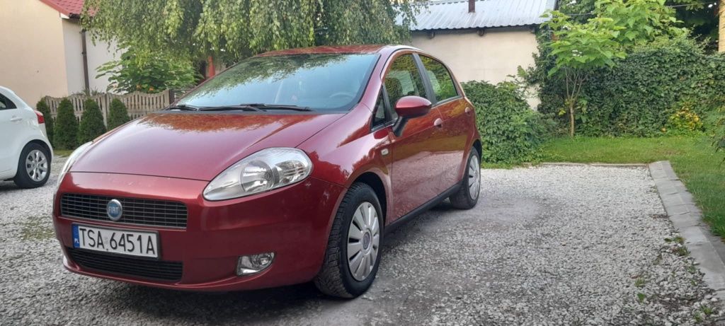 **Fiat **Grande ** Punto**9 lat **W Jednych Rekach** 1.4 B+G