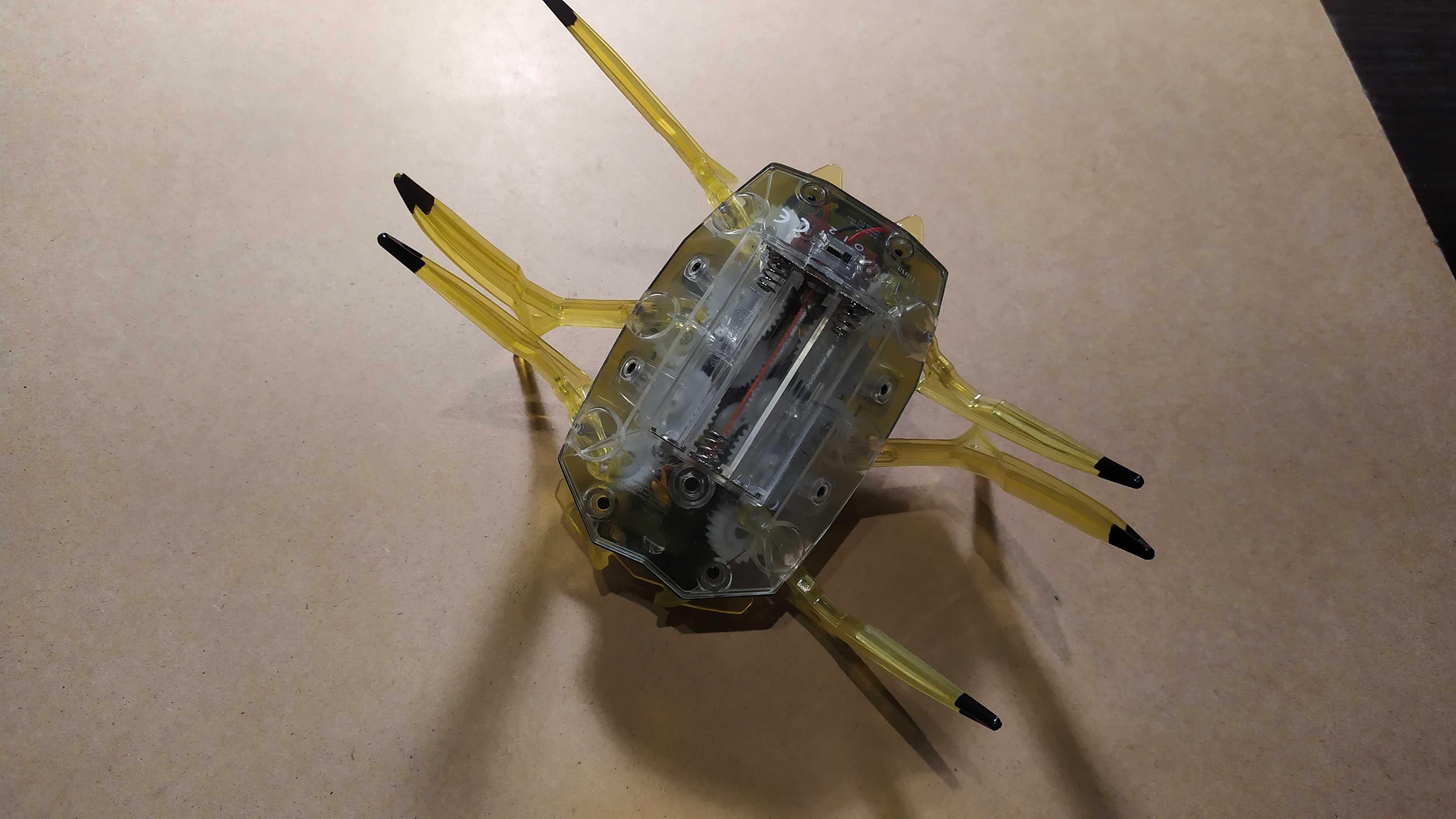 skarabeusz hex bug zdalnie sterowany