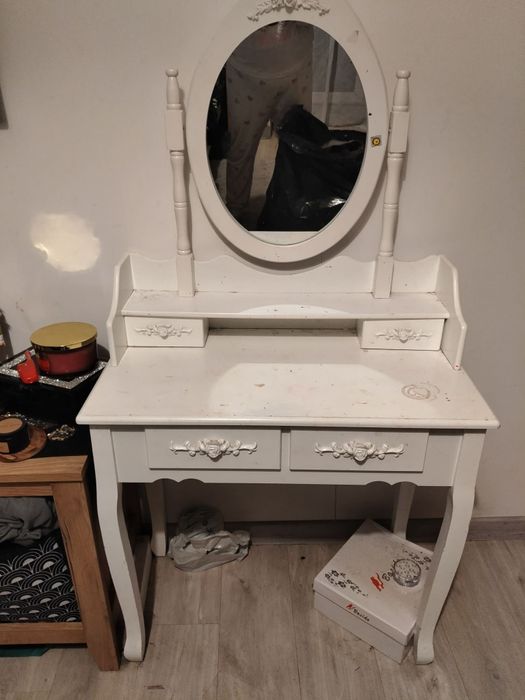 Toaletka do malowania i nie tylko