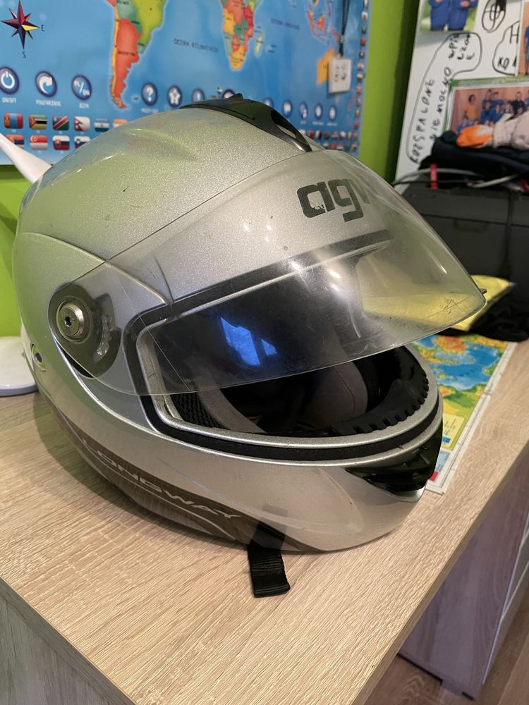 Kask szczękowy Agv