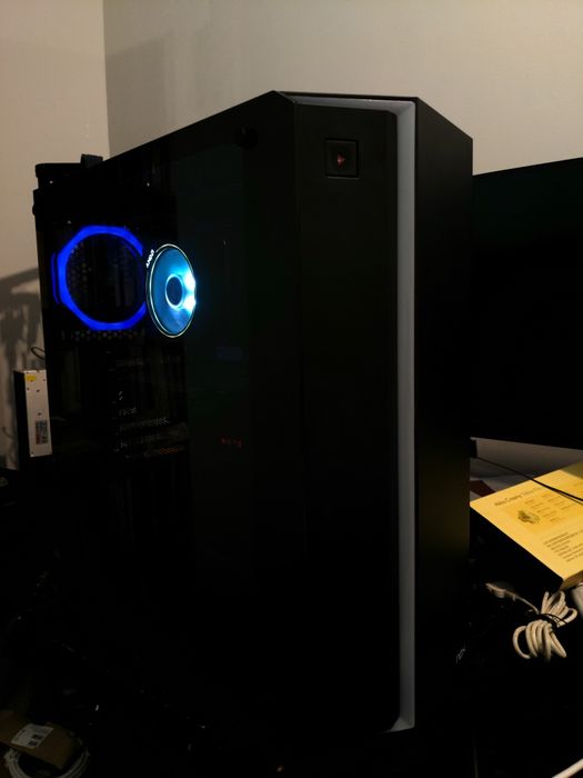 PC / Gaming Ryzen 7 2700x + GTX 1070 8gb