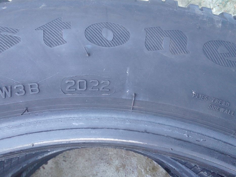 Cena za 2 Opony zimowe 215/55r17 FIRESTONE 2022r