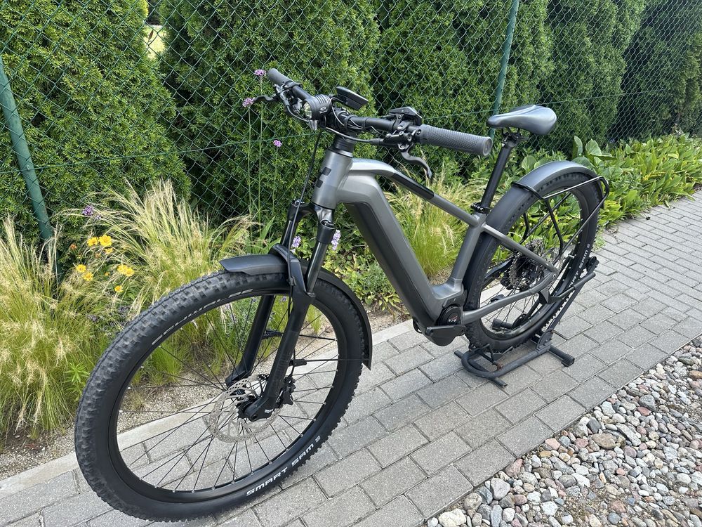 Sprzedam rower elektryczny MTB Cube Smart Bosch