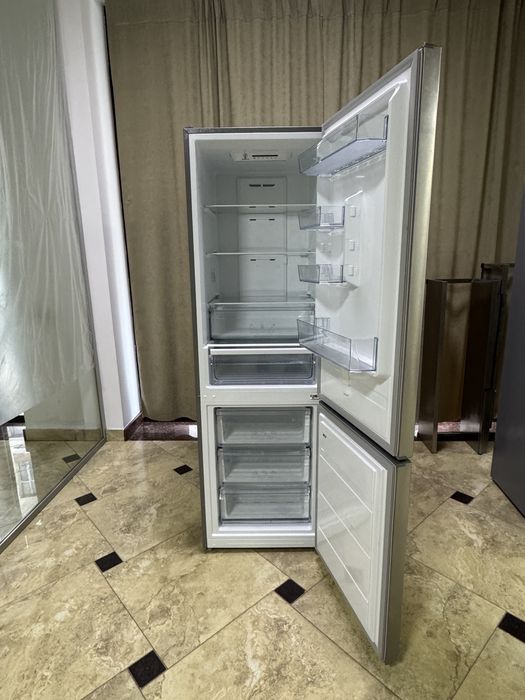 холодильник-морозильник Midea MDRB424FGD021