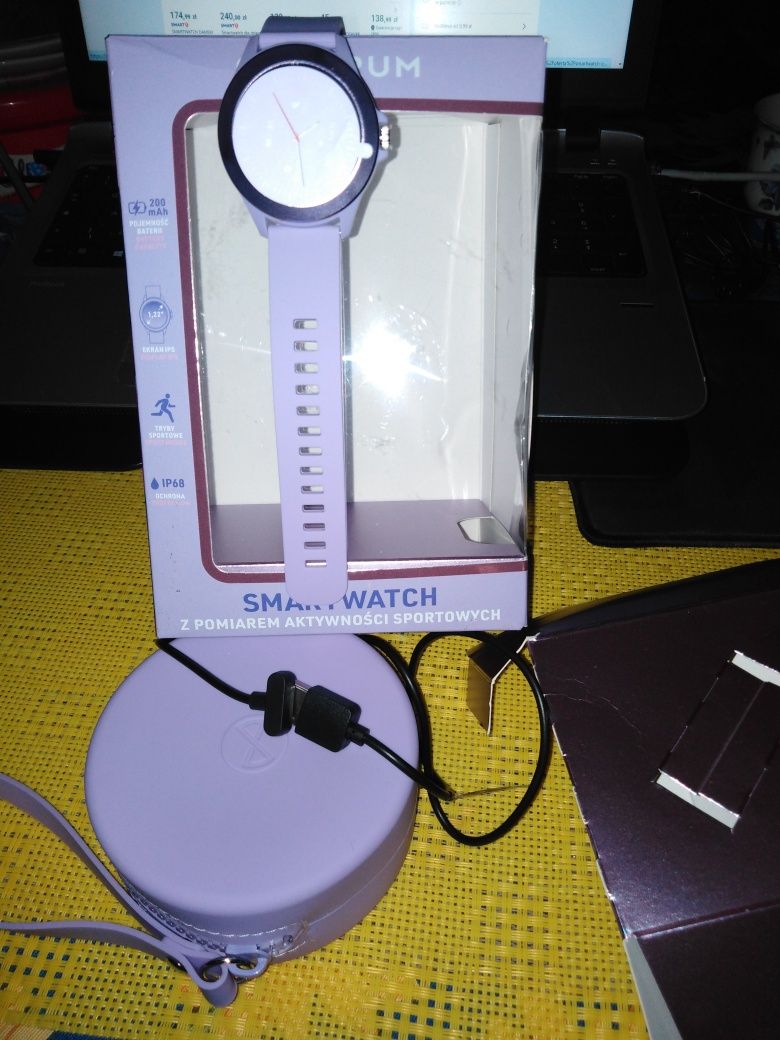 Smartwatch Forever Colorum CW-300Fioletowy