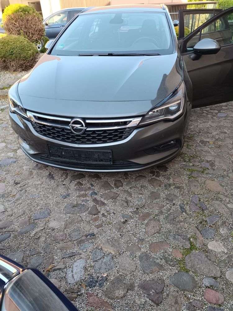 Opel astra 2019 rok