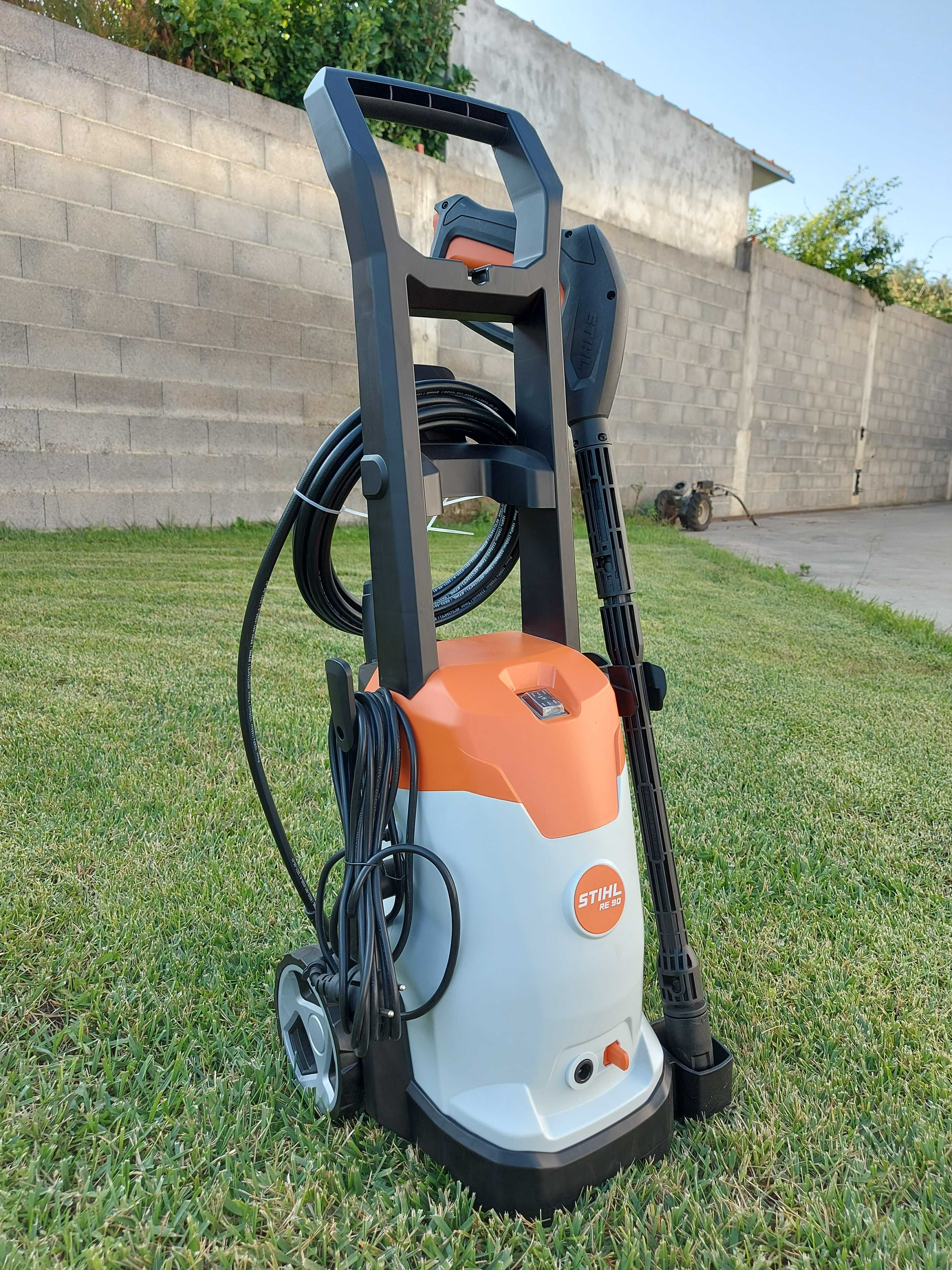 Máquina de Lavar a Pressão Stihl RE 90