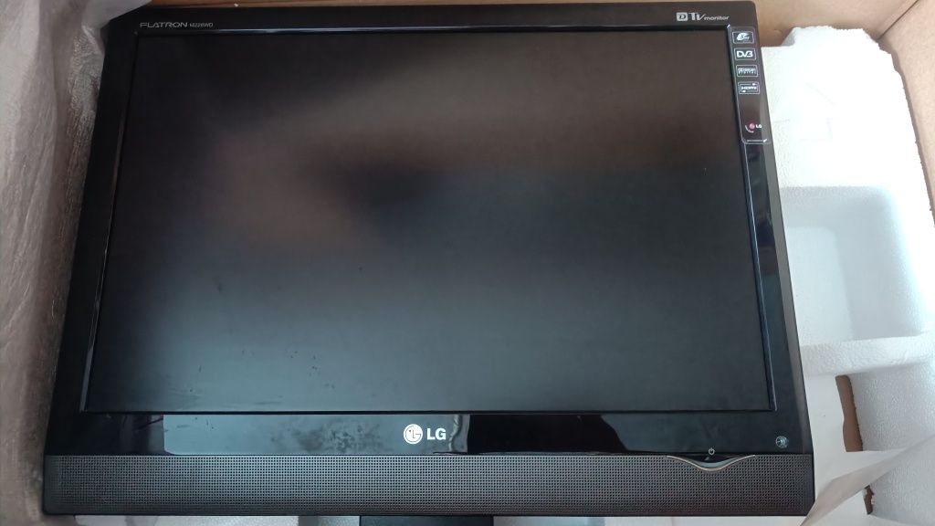 LG Flatron M228WD monitor / Telewizor