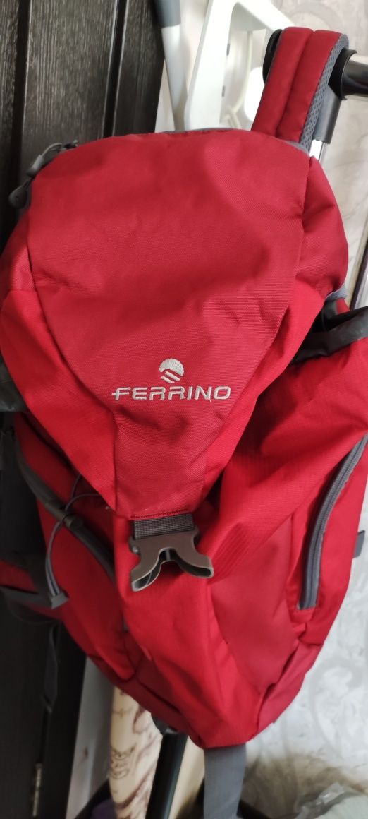 Срочно!Продам треккинговый рюкзак Ferrino Verdon 25