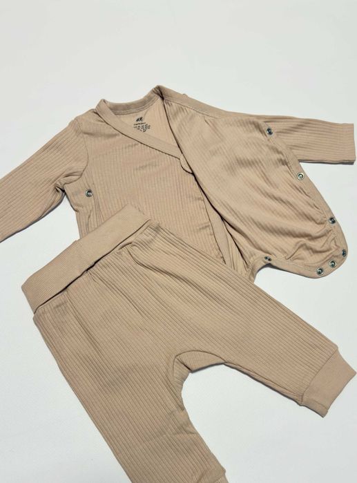 Комплект боді і штанішки від h&m на ріст 68 і74 см ціна за 1 шт