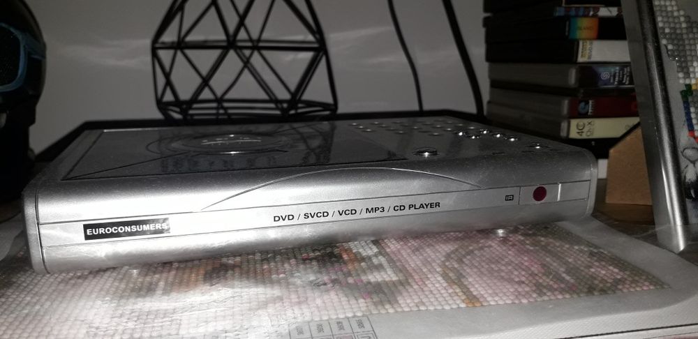 Leitor DVD em bom estado