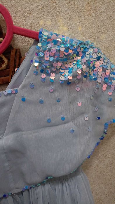 ніжне блакитне плаття паєткі monsoon 7 років.