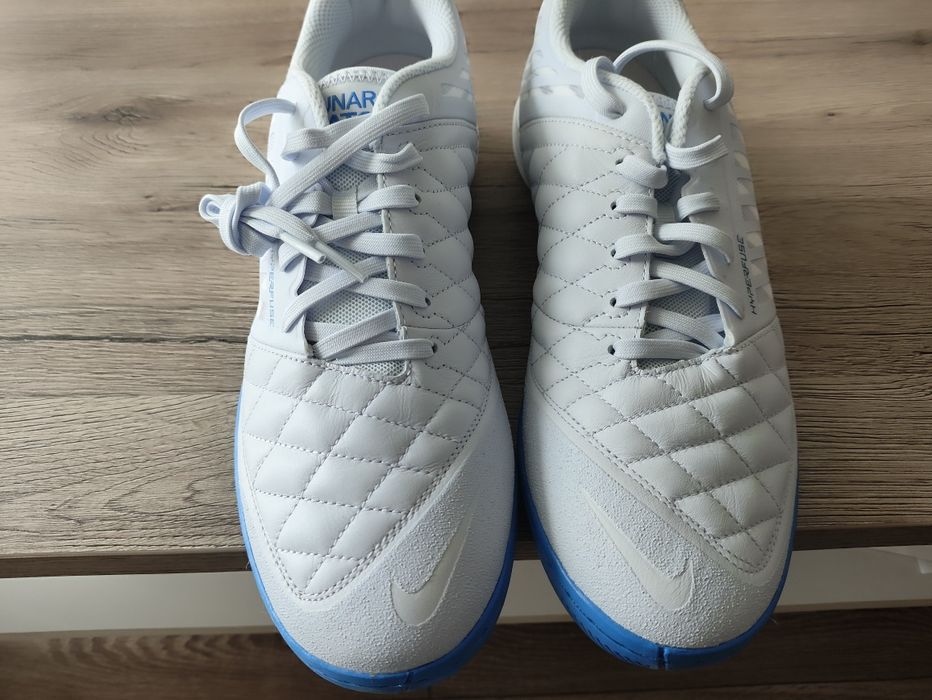 Sprzedam Nike lunargato 2 rozmiar.44