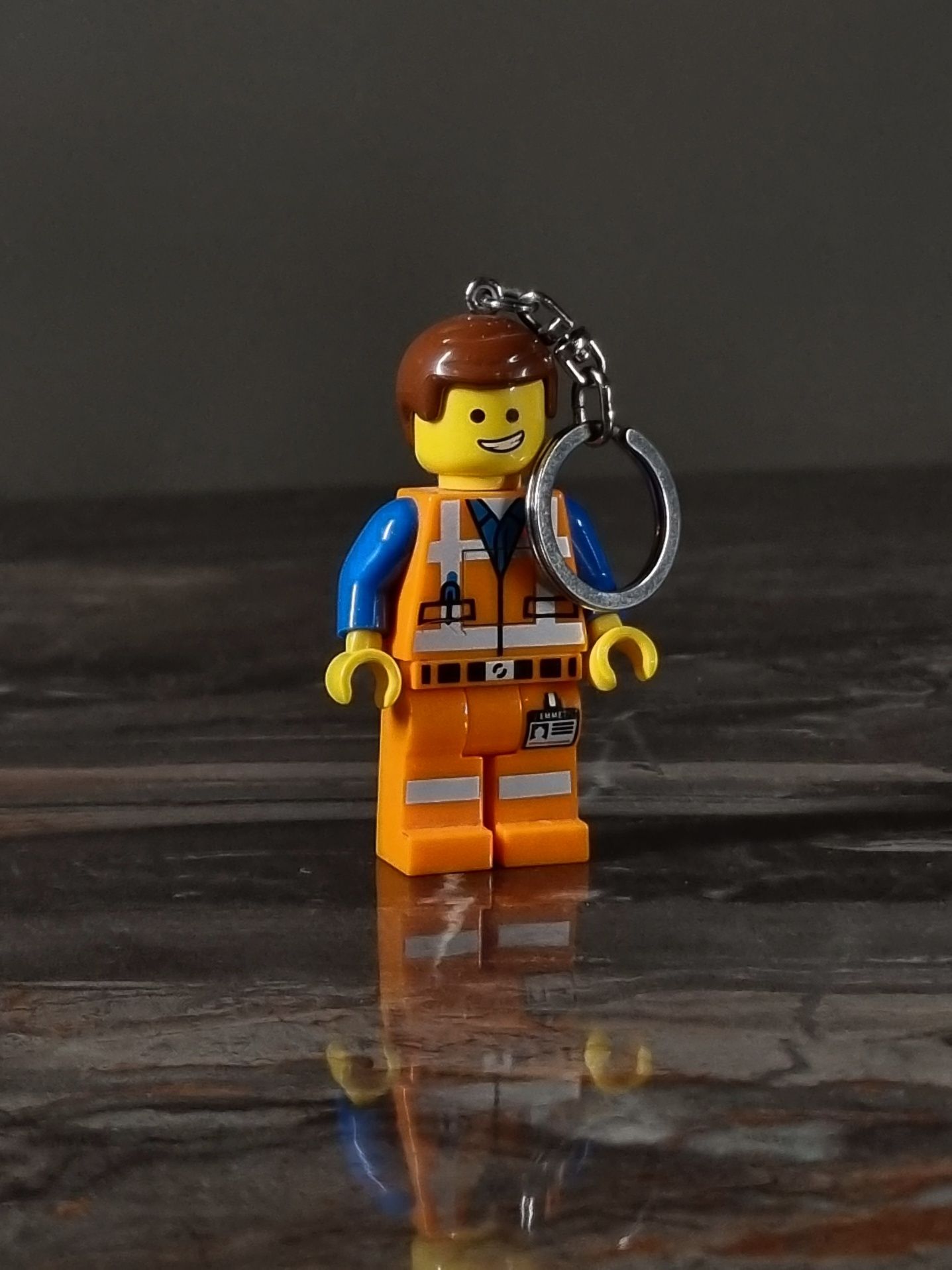 Lego Movie Przygoda Emmet Latarka Figurka Emmet brelok latarka LEGO