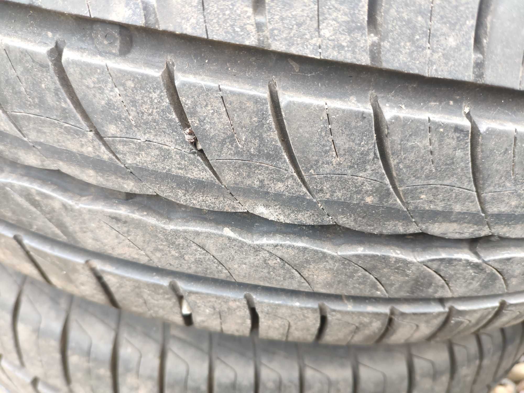 Para opon letnich Pirelli 185 60 r15