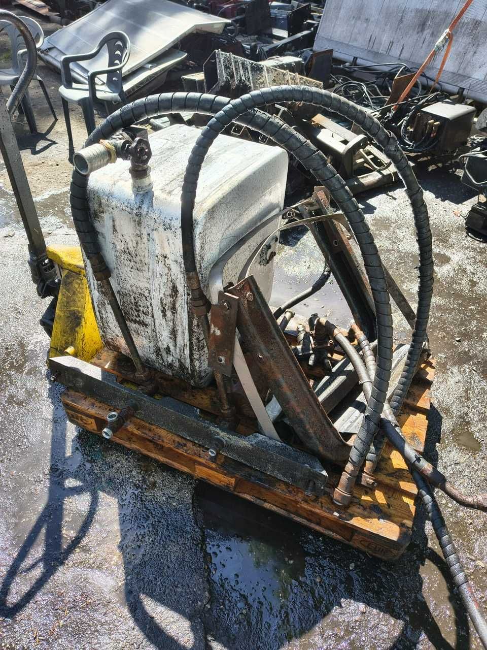 pompa hydrauliczna dwubiegunowa renault volvo
