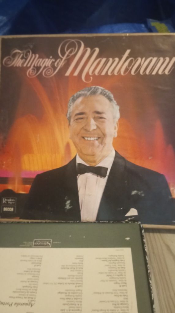 Vinil 6 Magic Mantovani de excelente estado