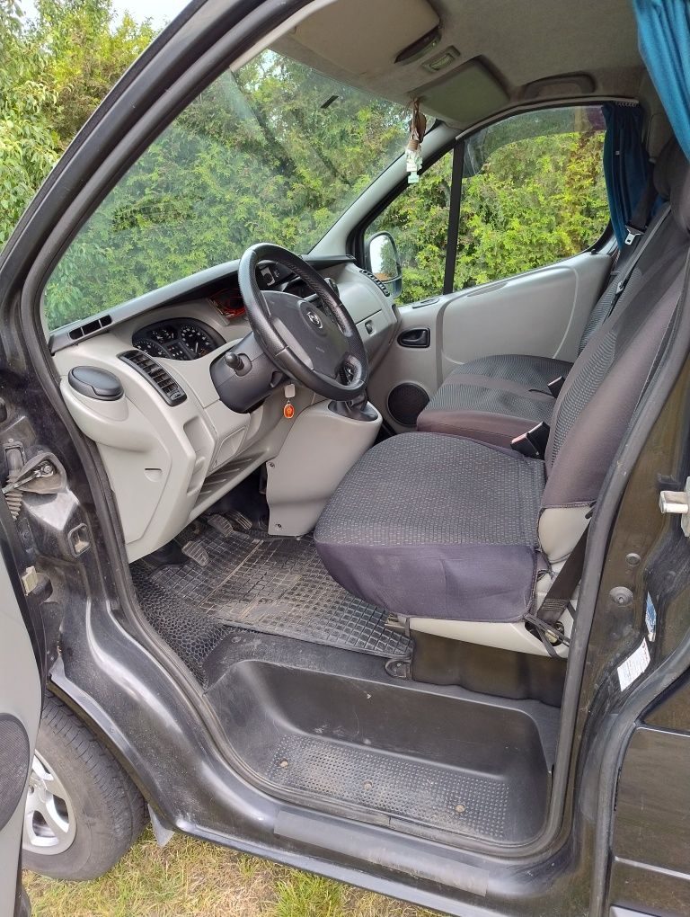 Sprzedam Opla Vivaro 1.9DTI