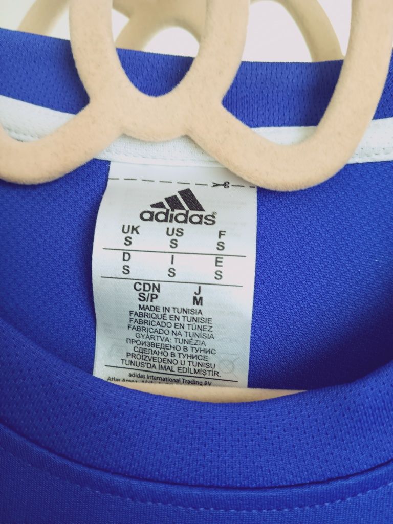 Sportowy t-shirt bluzka adidas dla chłopca S krótki rękaw wygodna