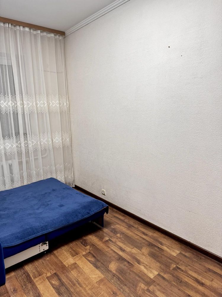 Продам 2 комнатную квартиру, Обухов , ул Лермонтова 22!