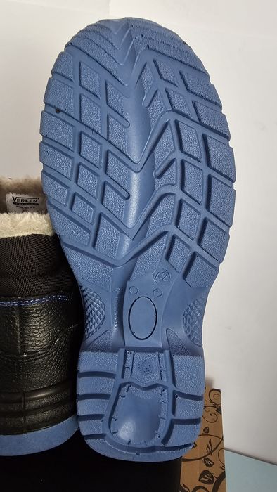 Buty nowe robocze ciepłe zimowe rozmiar 42