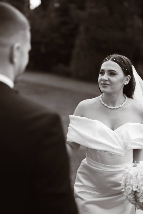 Елегантна весільна сукня силуету рибки