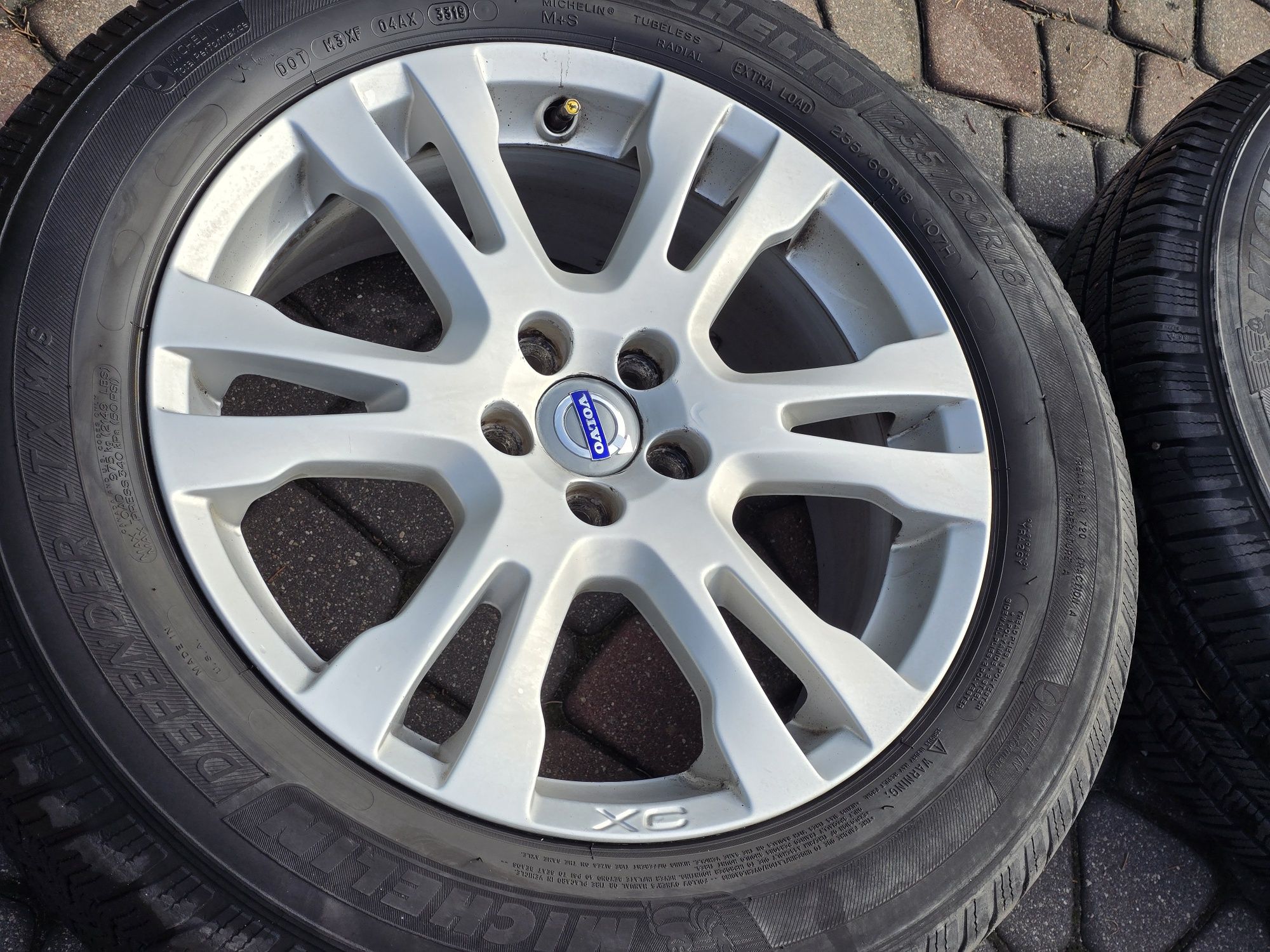 Oryginalne Felgi Volvo z Oponami Michelin 18" 5x108