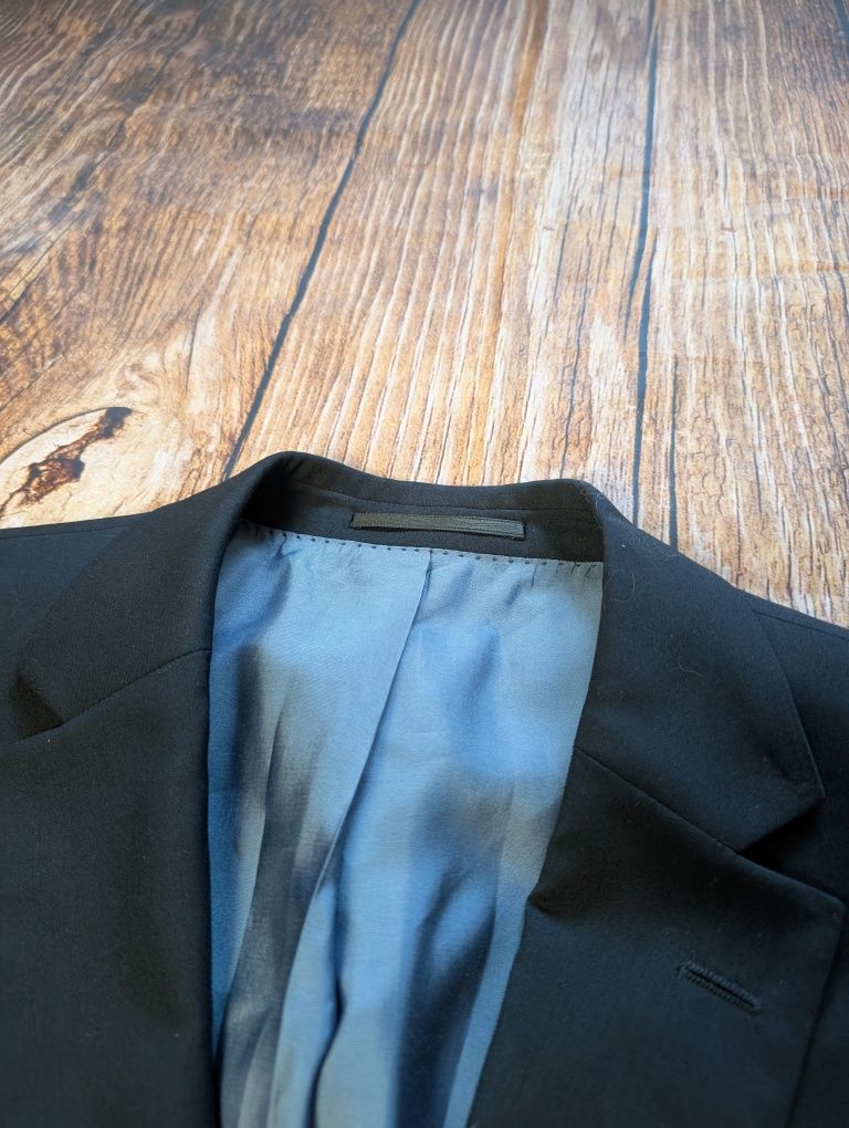 Czarna marynarka wełniana Hugo Boss blazer wool elegancka