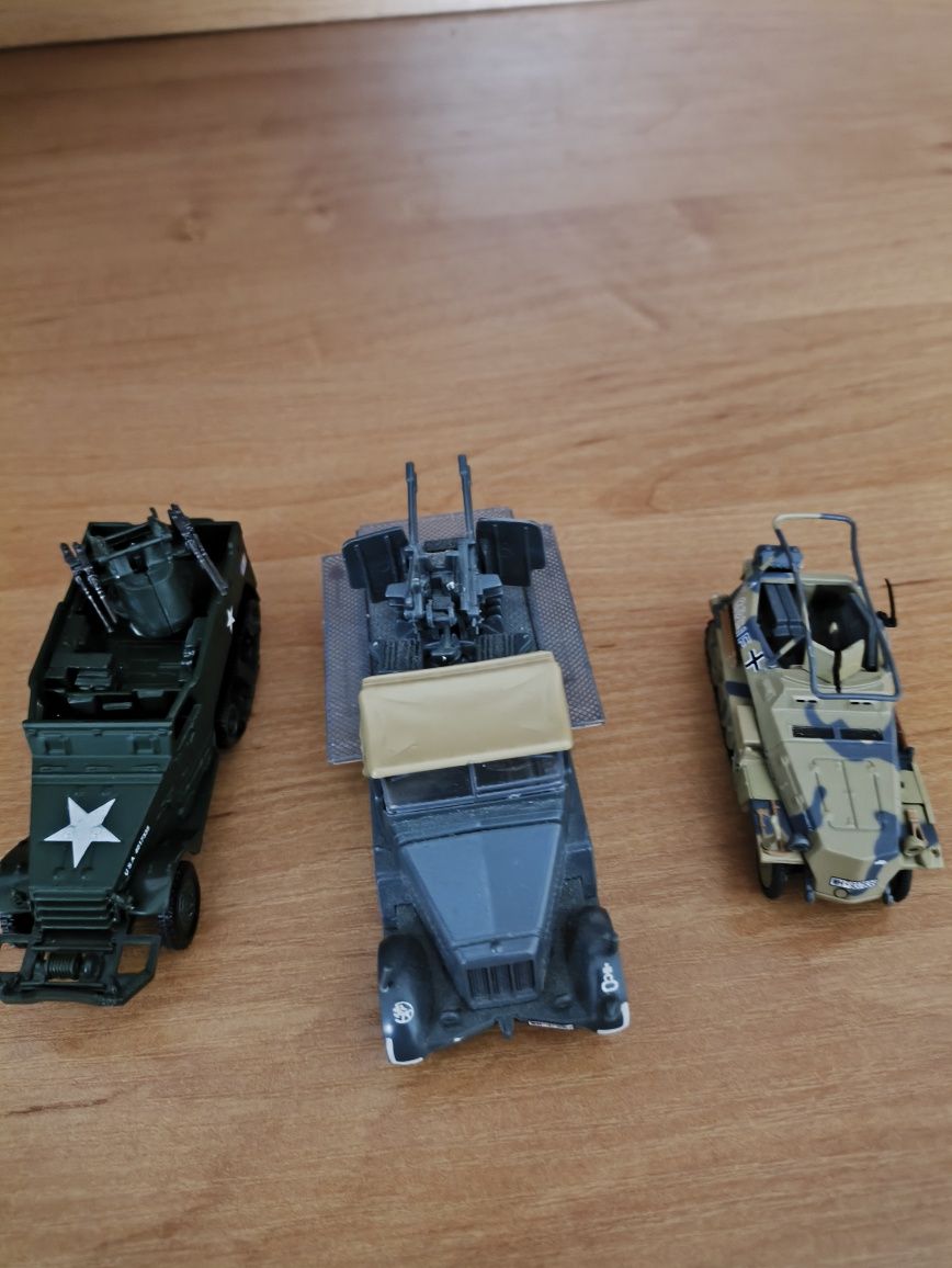 półgąsienicowe pojazdy  skała 1/72