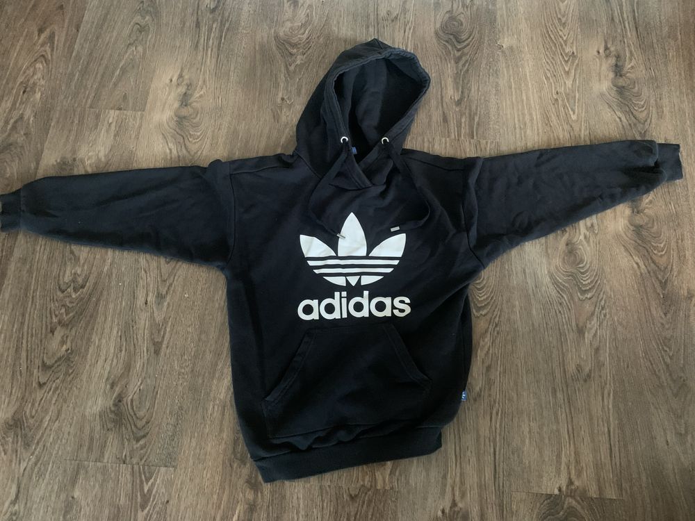 Чорне худі Adidas