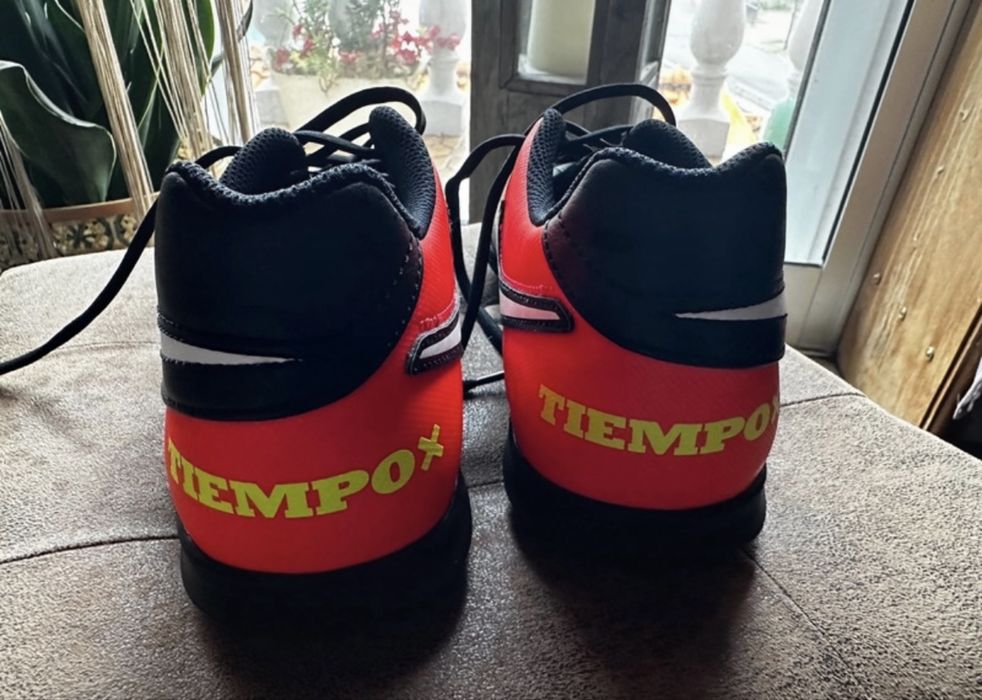 Sapatilhas Nike Tiempo tamanho 41 sapatos tenis