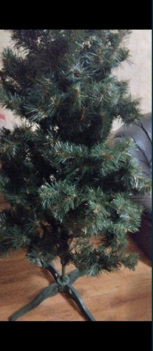 Ялинка штучна 2,1м