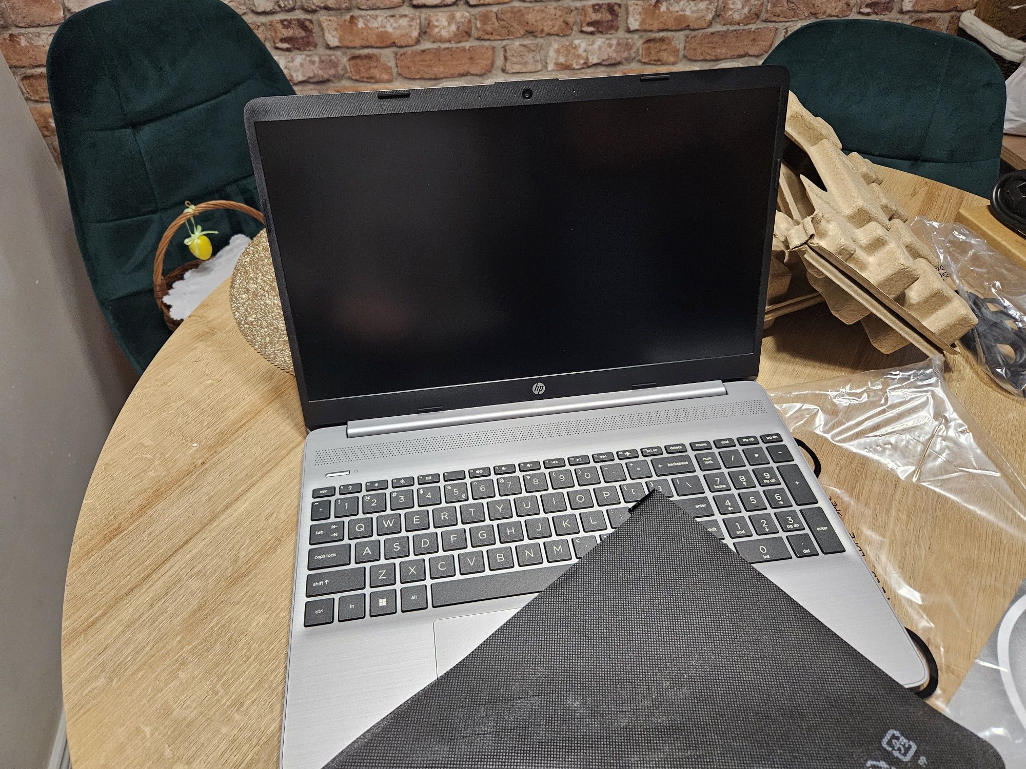 Nowy Laptop  3lata gwarancji Hp 255 G9 15.6" IPS R5-5625U3lata gwaranc