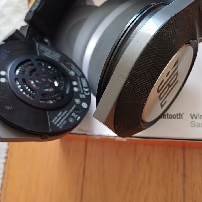 Słuchawki 3xJBL,Sennheiser,FC 300BT