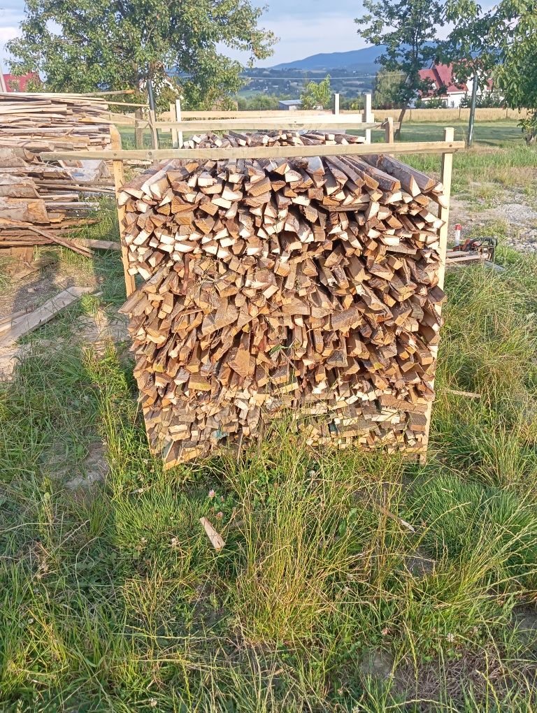 Okrajki na rozpałke.
